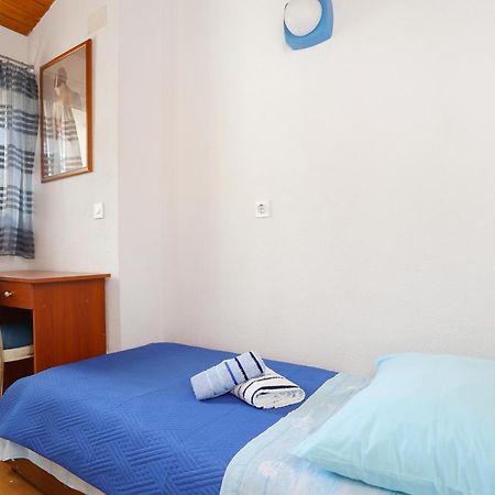 Holiday House With A Parking Space Brela, Makarska - 788 Room photo